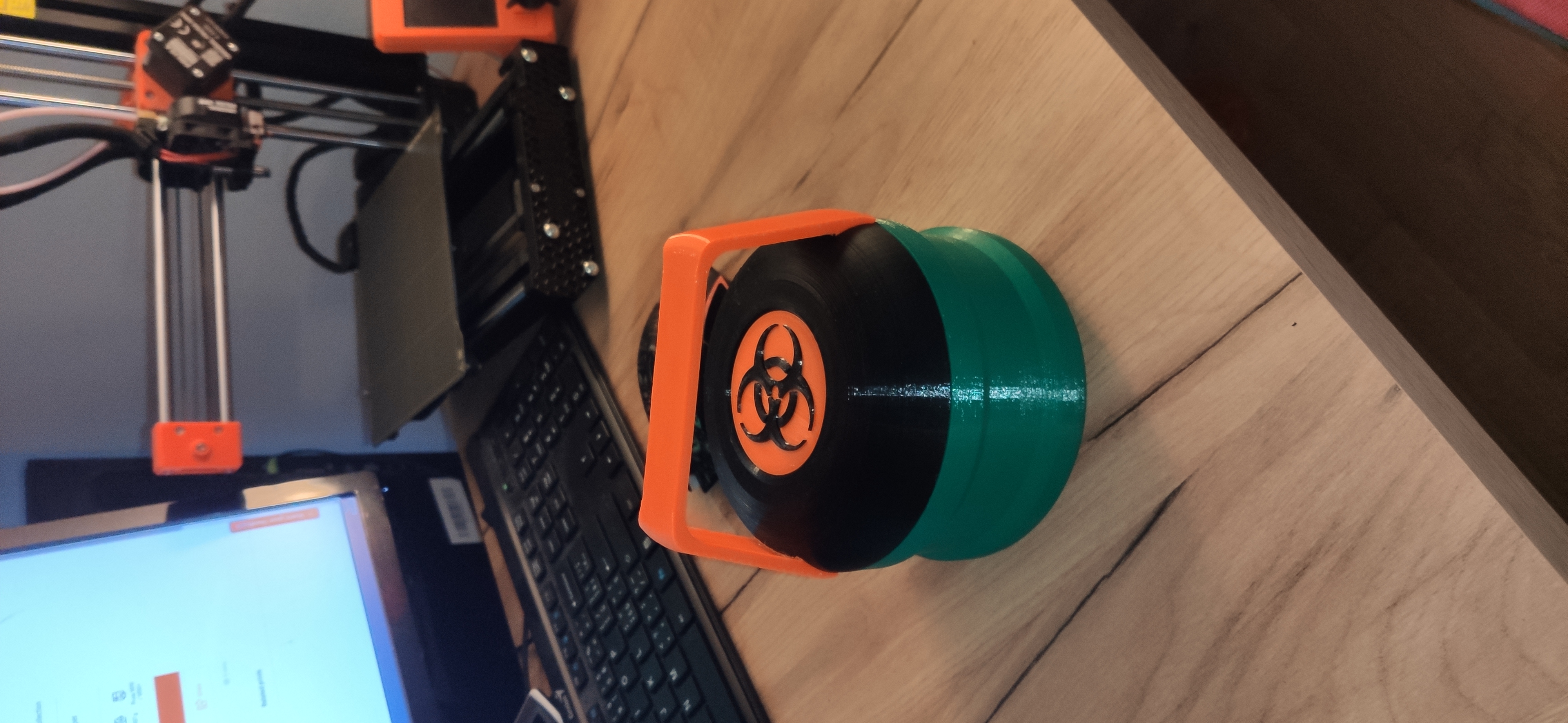 Biohazard container — thumbnail 2