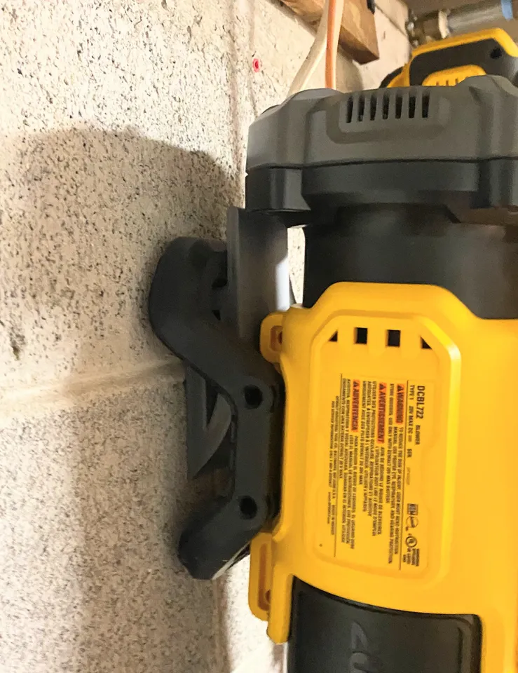 Dewalt 20V Blower Wall Hanger by Richard850 Download free STL