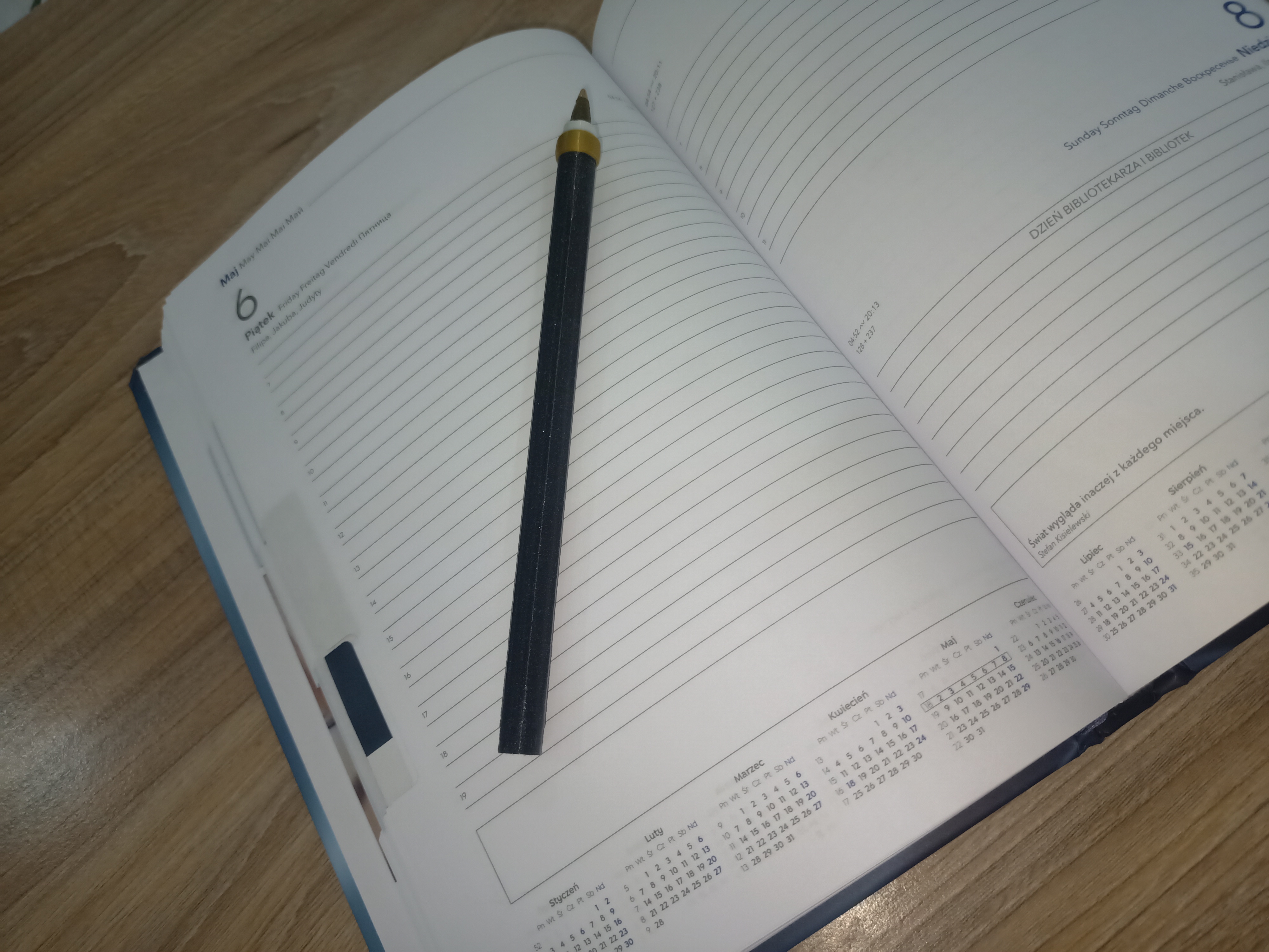 Slim grooved PEN (BIC)