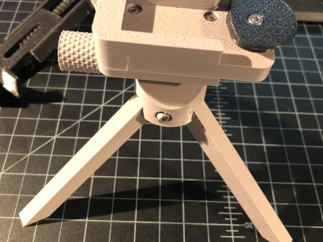 Tri pod to work with phone clamp by Stamos remix