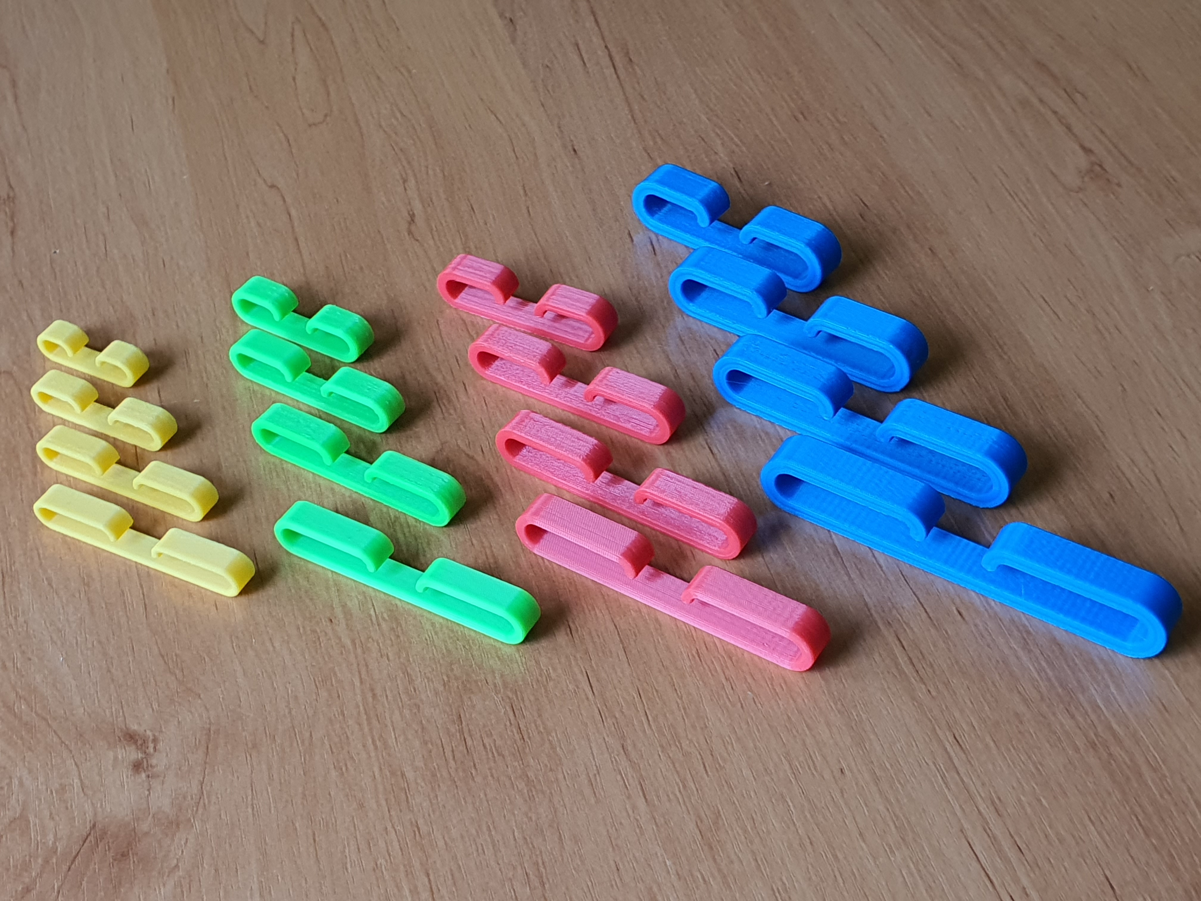 Miniatura 2 do modelo 3D Universal cable clip set