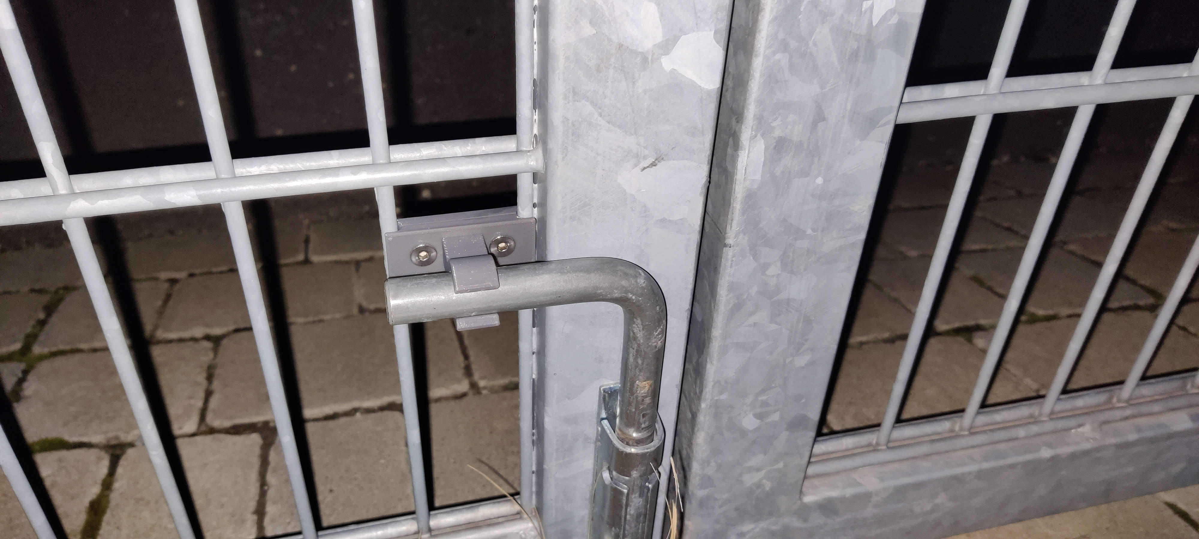 Latch Fixing (FreeCAD)