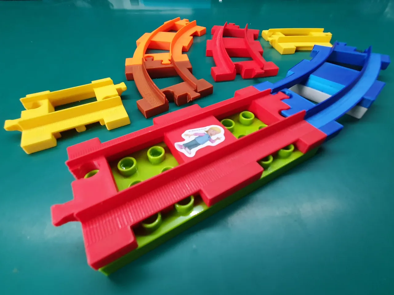 🚉 Lego DUPLO train tracks (optimized) by SH | Download free model Printables.com