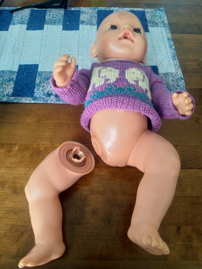 Baby Born leg joint fix