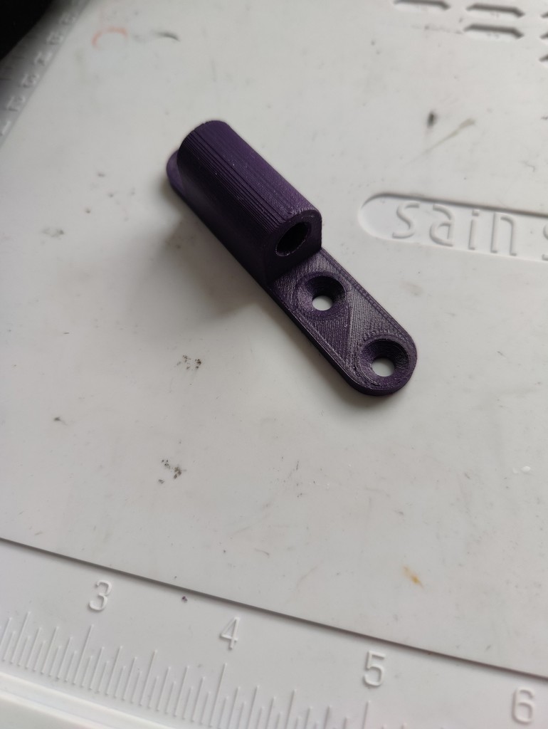 Miniatura 5 do modelo 3D Screen door hinge