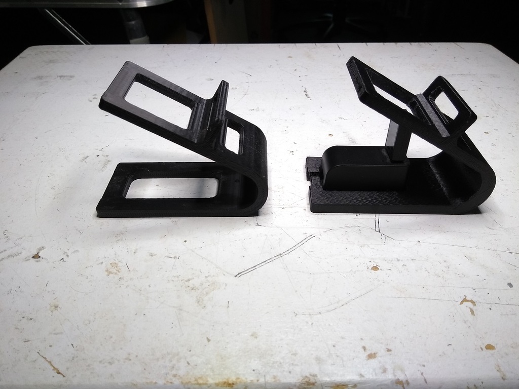 Miniatura 3 do modelo 3D Steam Controller Stand (rounded corners)