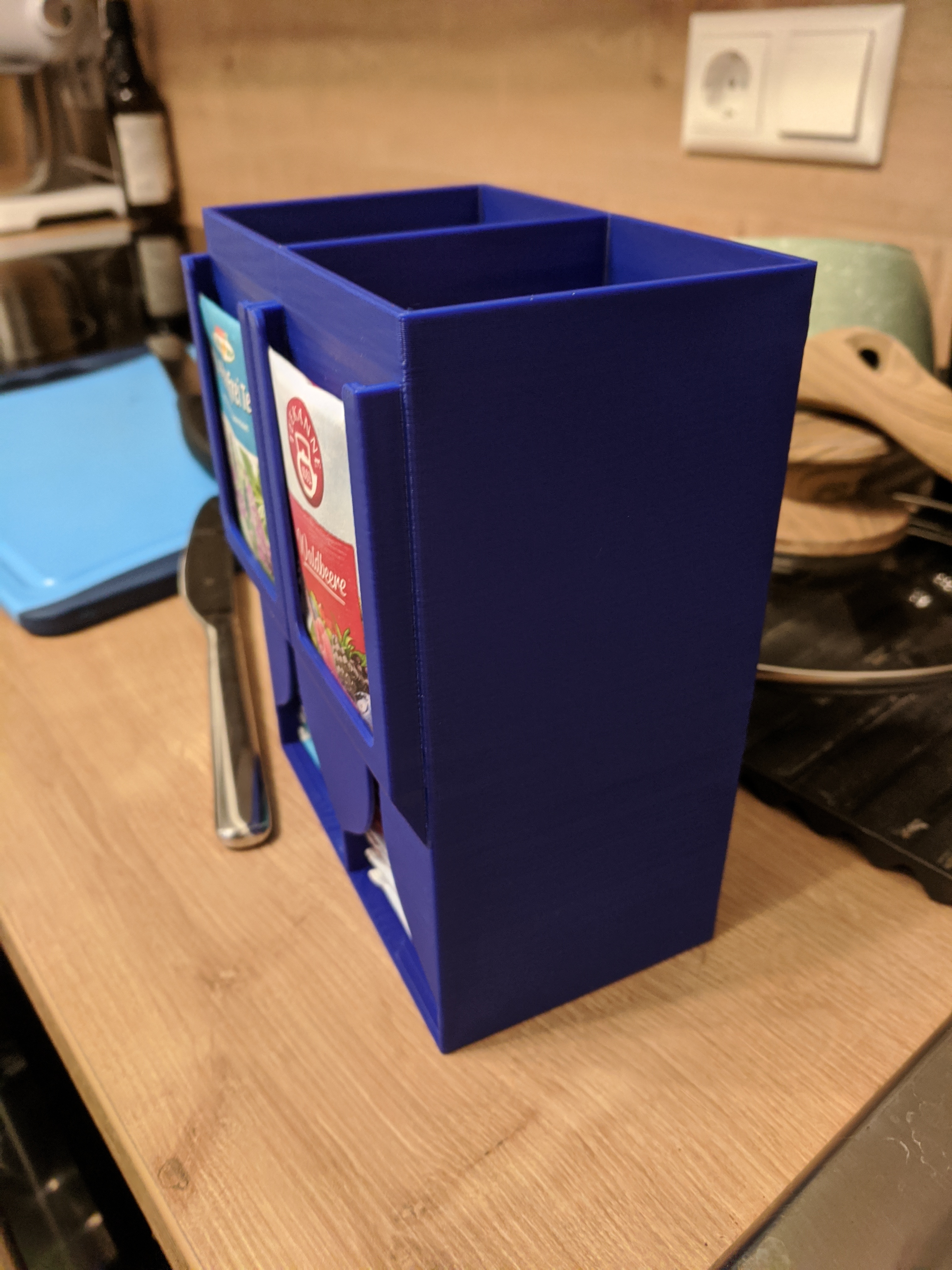 Miniatura 2 do modelo 3D Tea dispenser