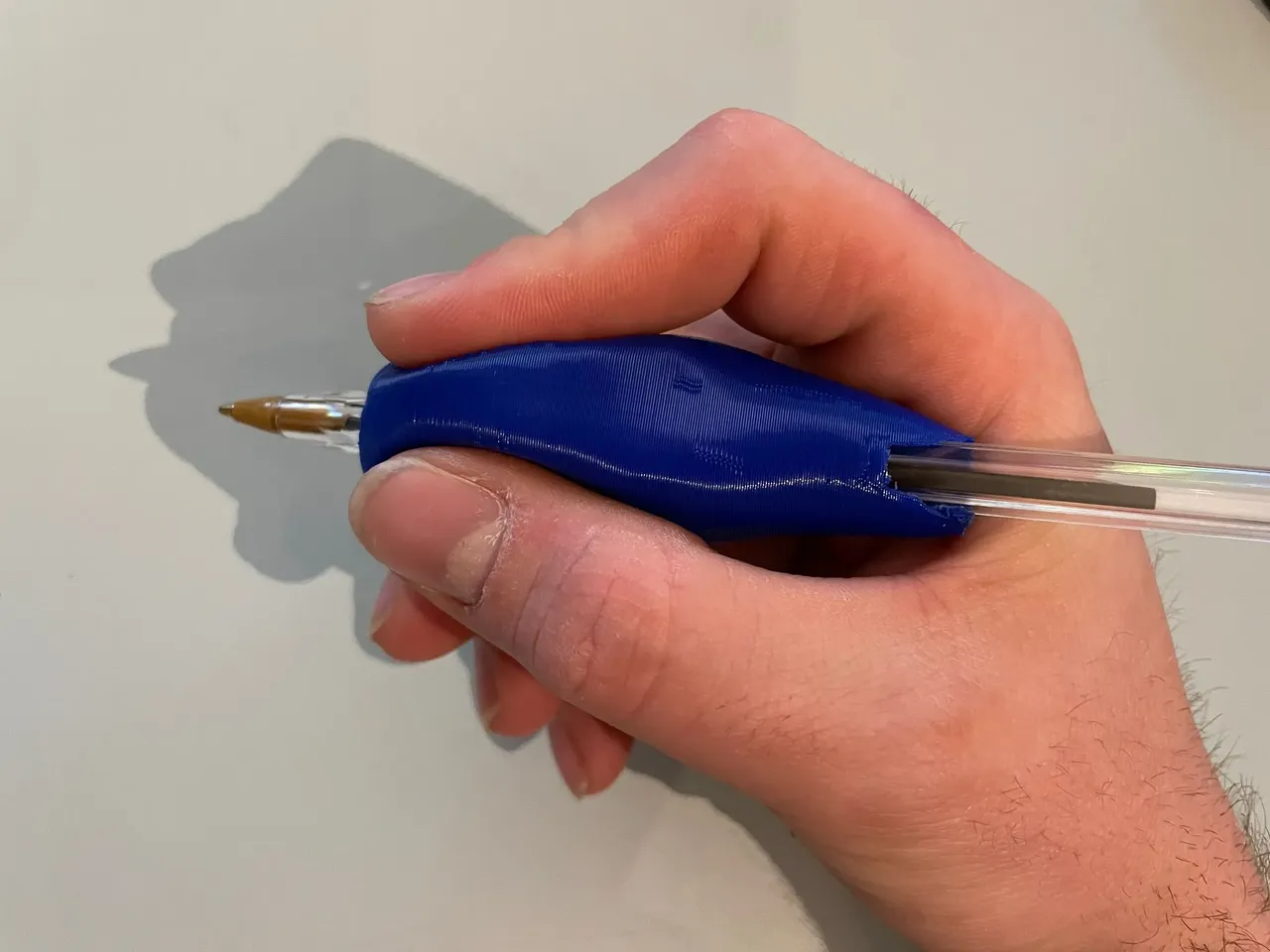 Do 3d pen holder and 3d pen accessories by Avis_scroggins