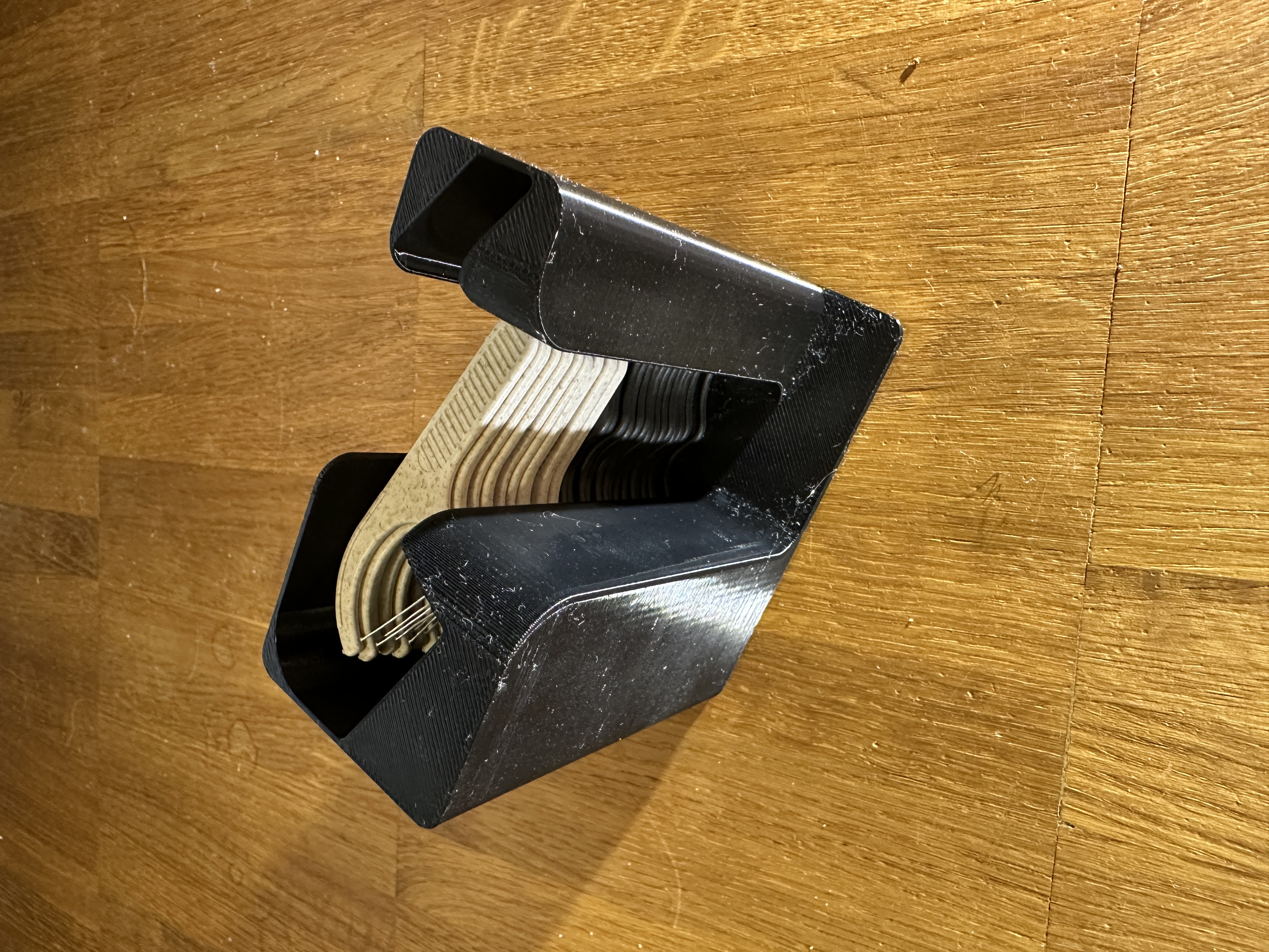 Gridfinity - dental floss pick holder