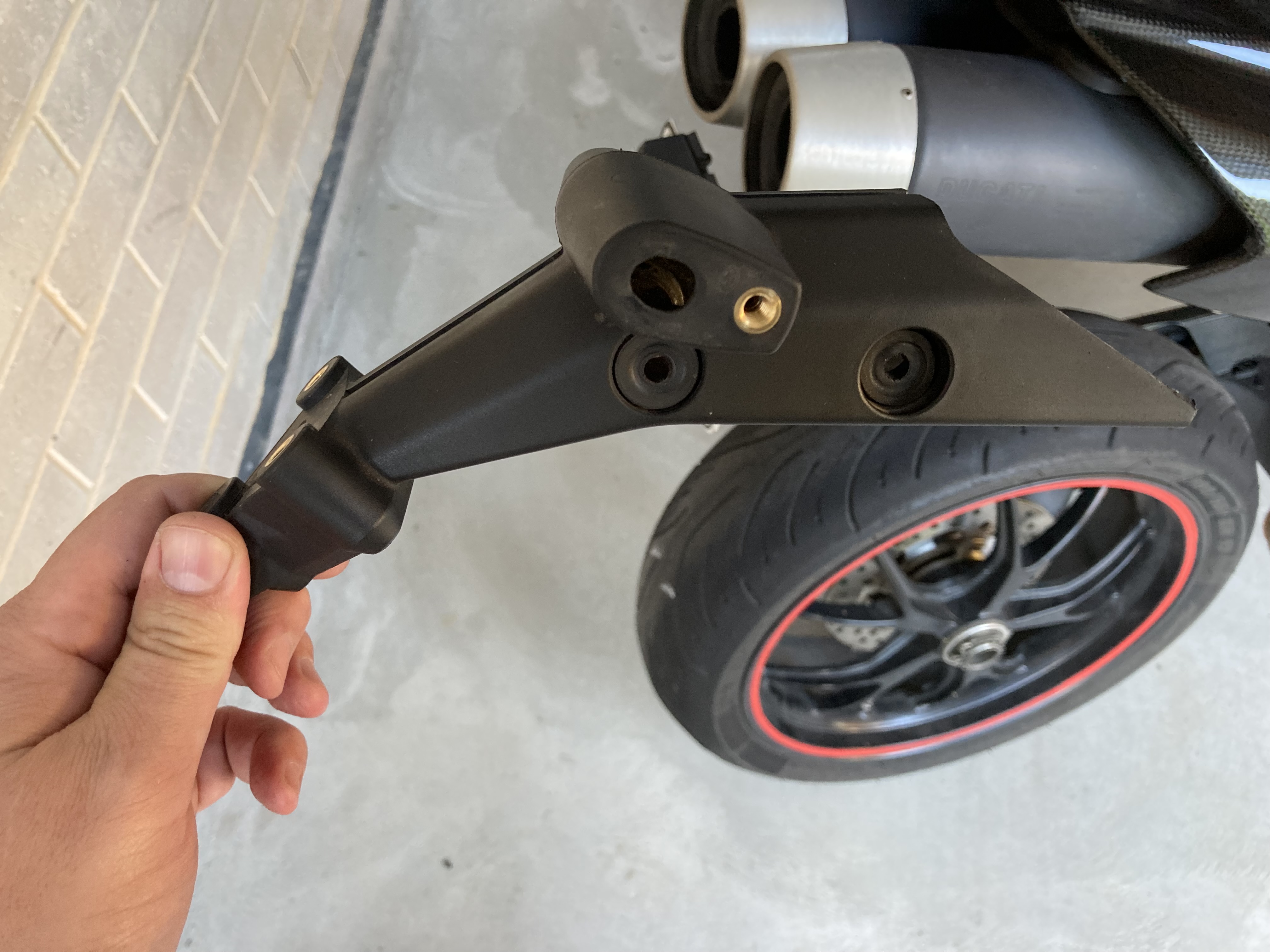 ducati supersport tail tidy