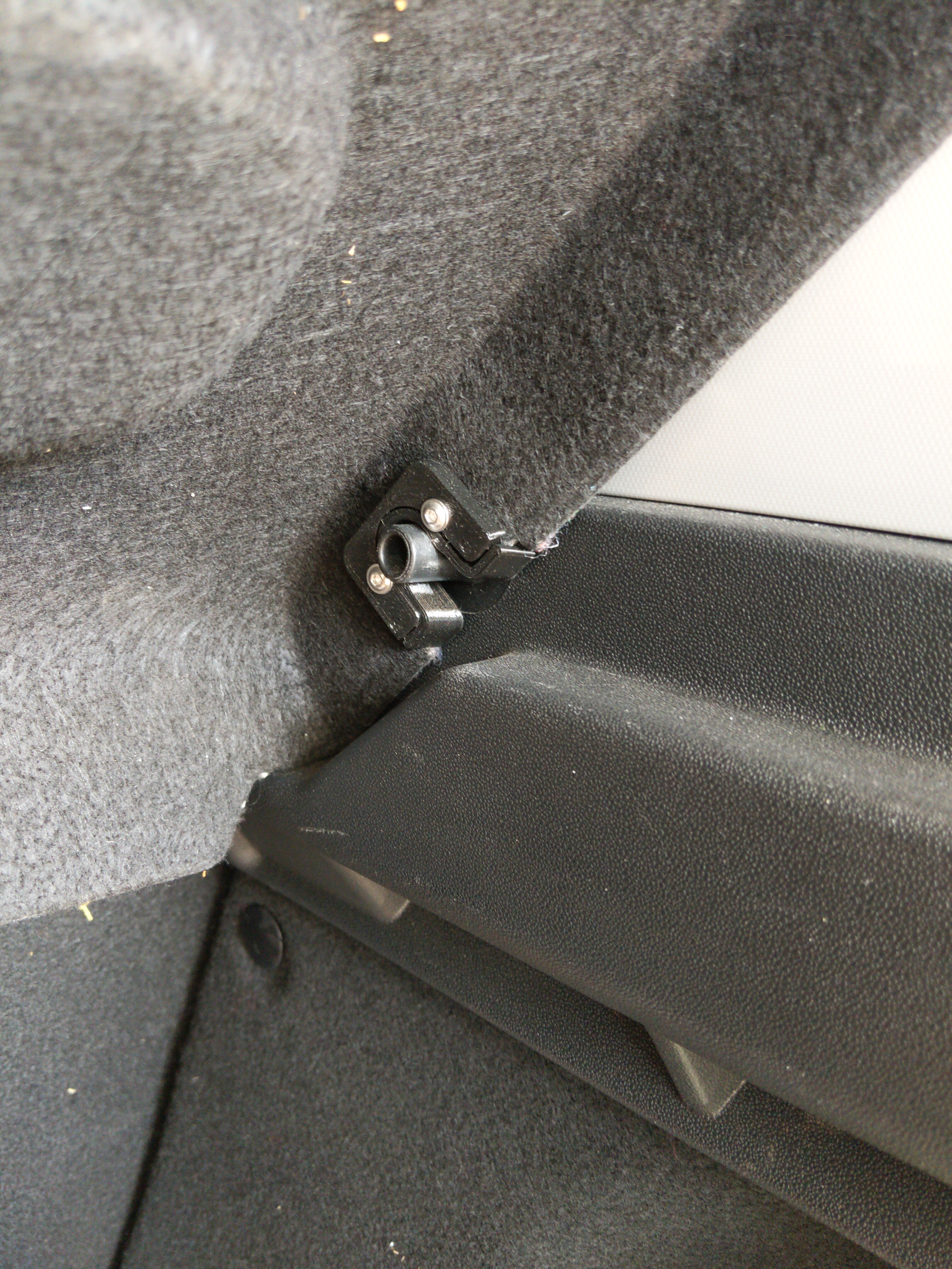 clip for citroen c3 backshelf