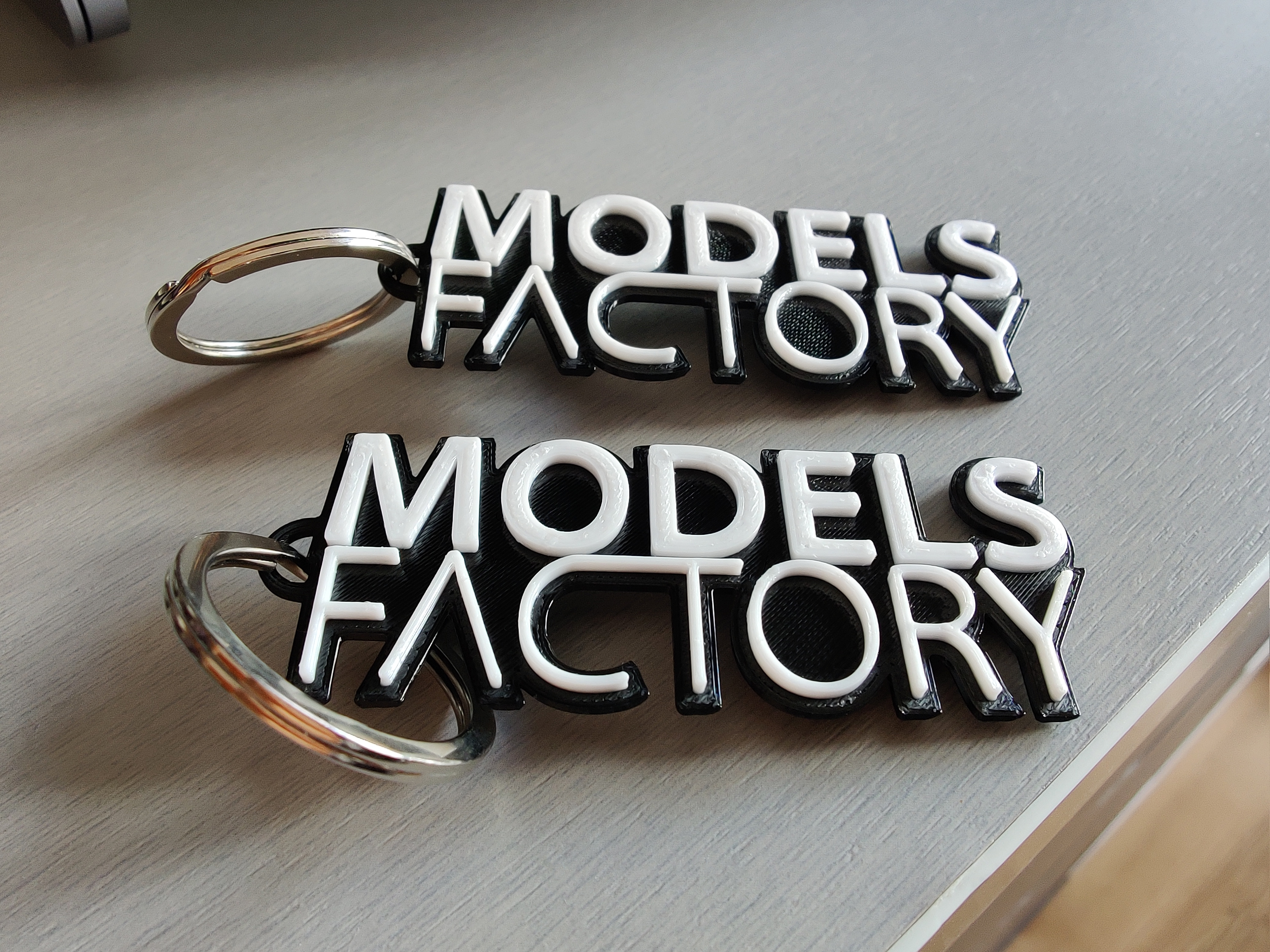 Models Factory Keychain — miniatura 2