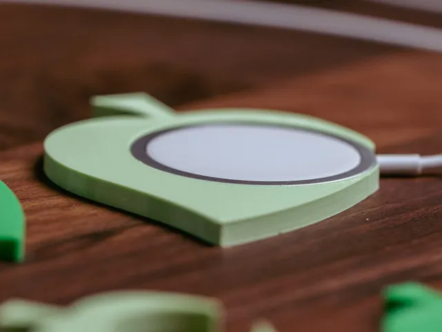 Animal Crossing MagSafe Cover
