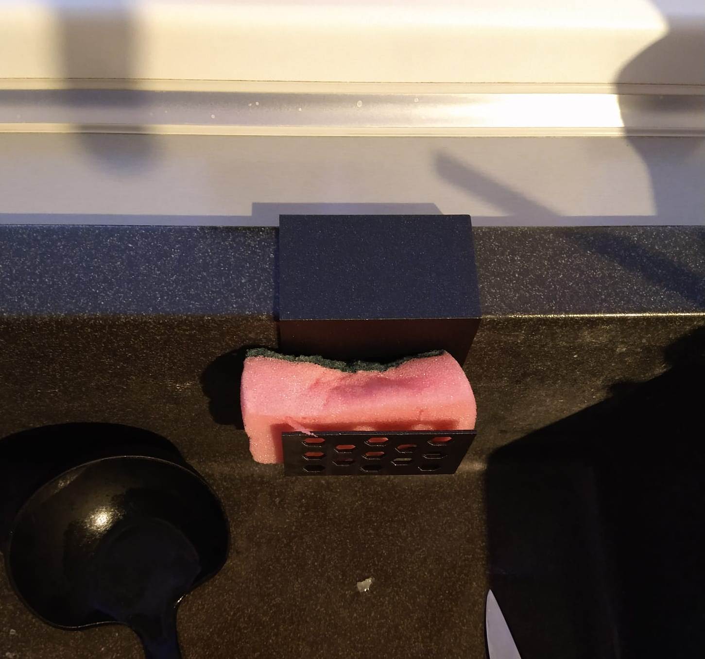 sponge holder