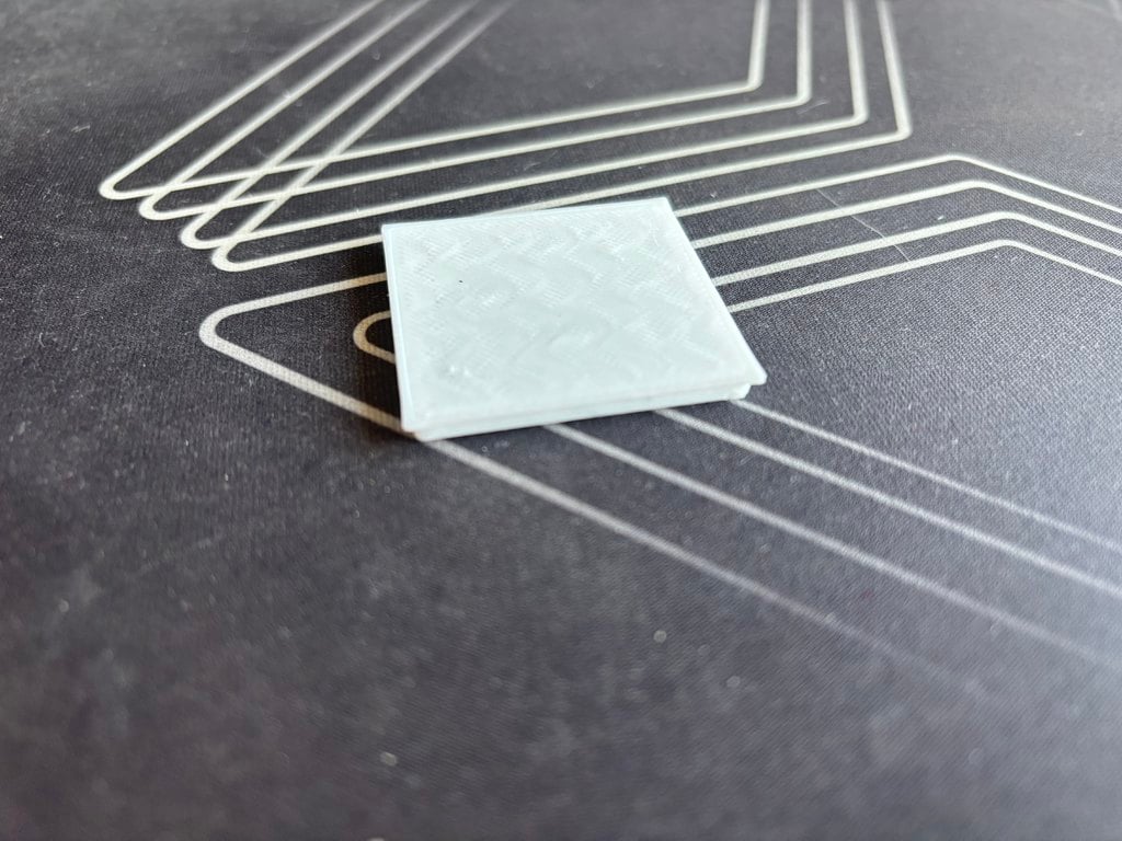 gridfinity 1x1 tile for filling in empty spots or easy modeling on top — miniatura 2