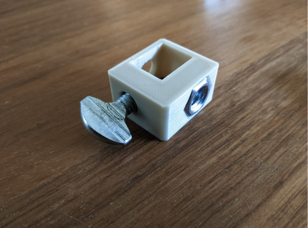 Miniatura 6 do modelo 3D Toggle clamp quick set hold down