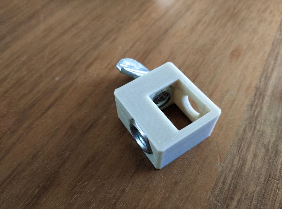 Miniatura 5 do modelo 3D Toggle clamp quick set hold down