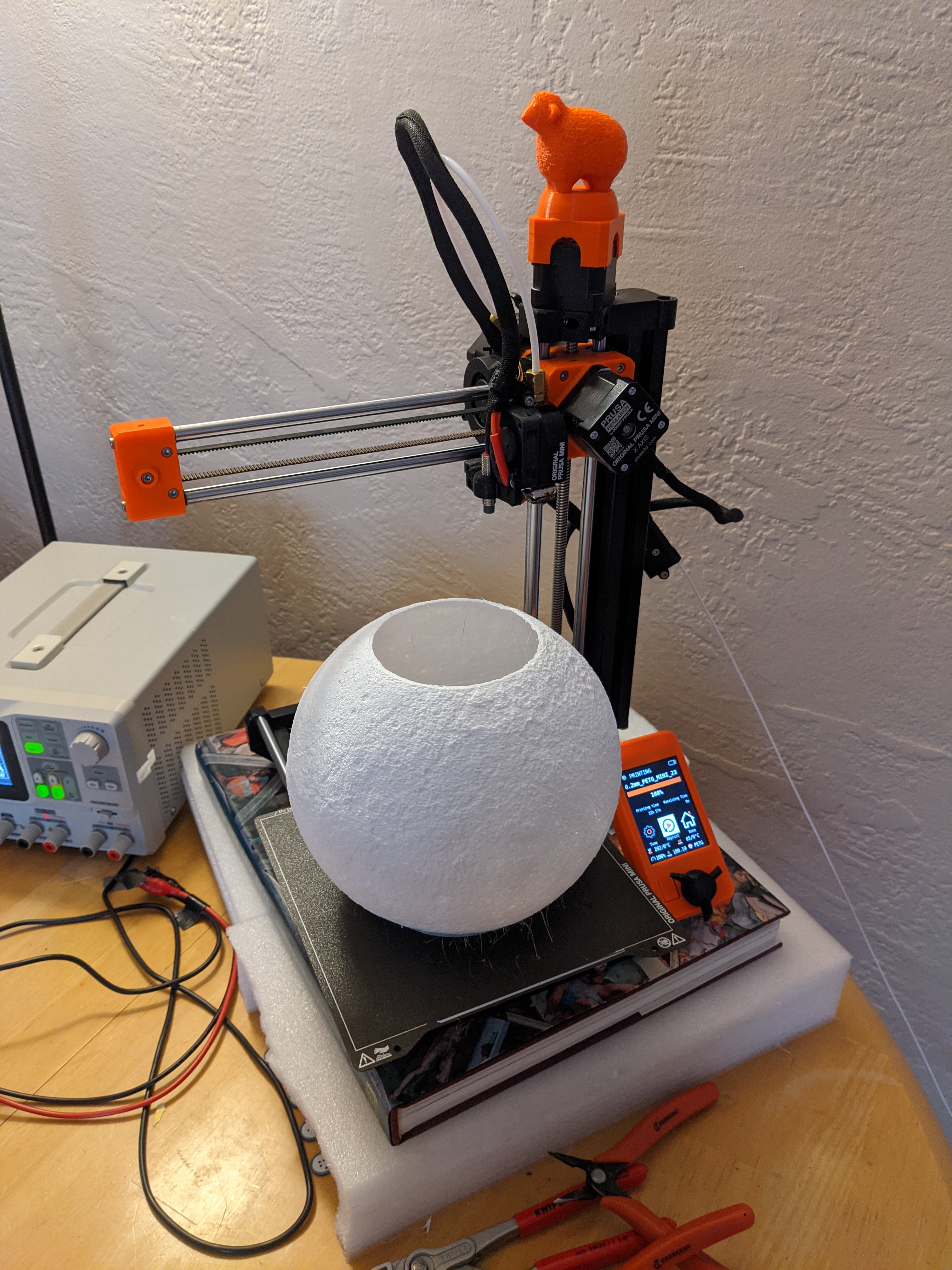 Miniatura 3 do modelo 3D Moon Lamp Shade
