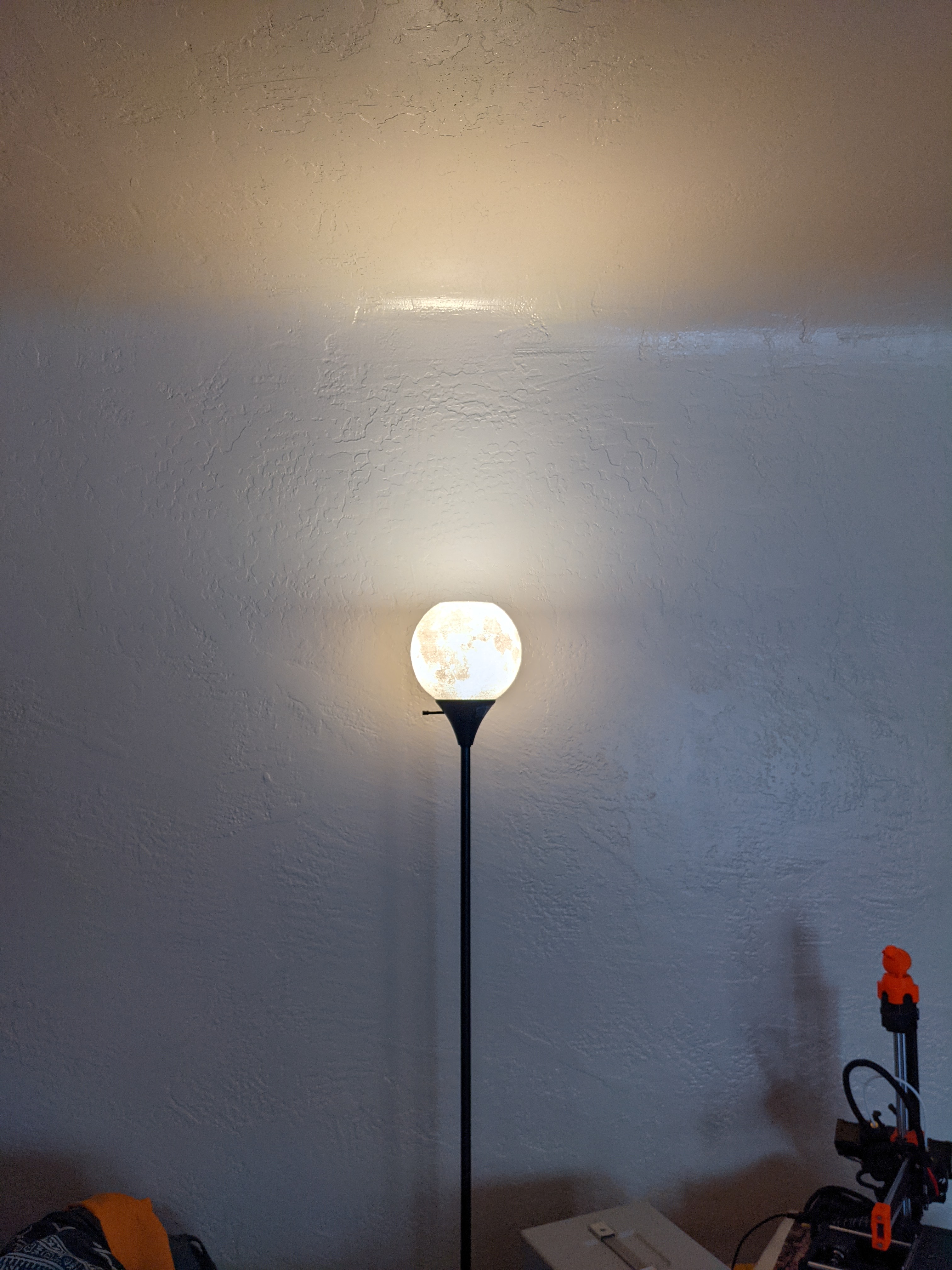 Miniatura 4 do modelo 3D Moon Lamp Shade
