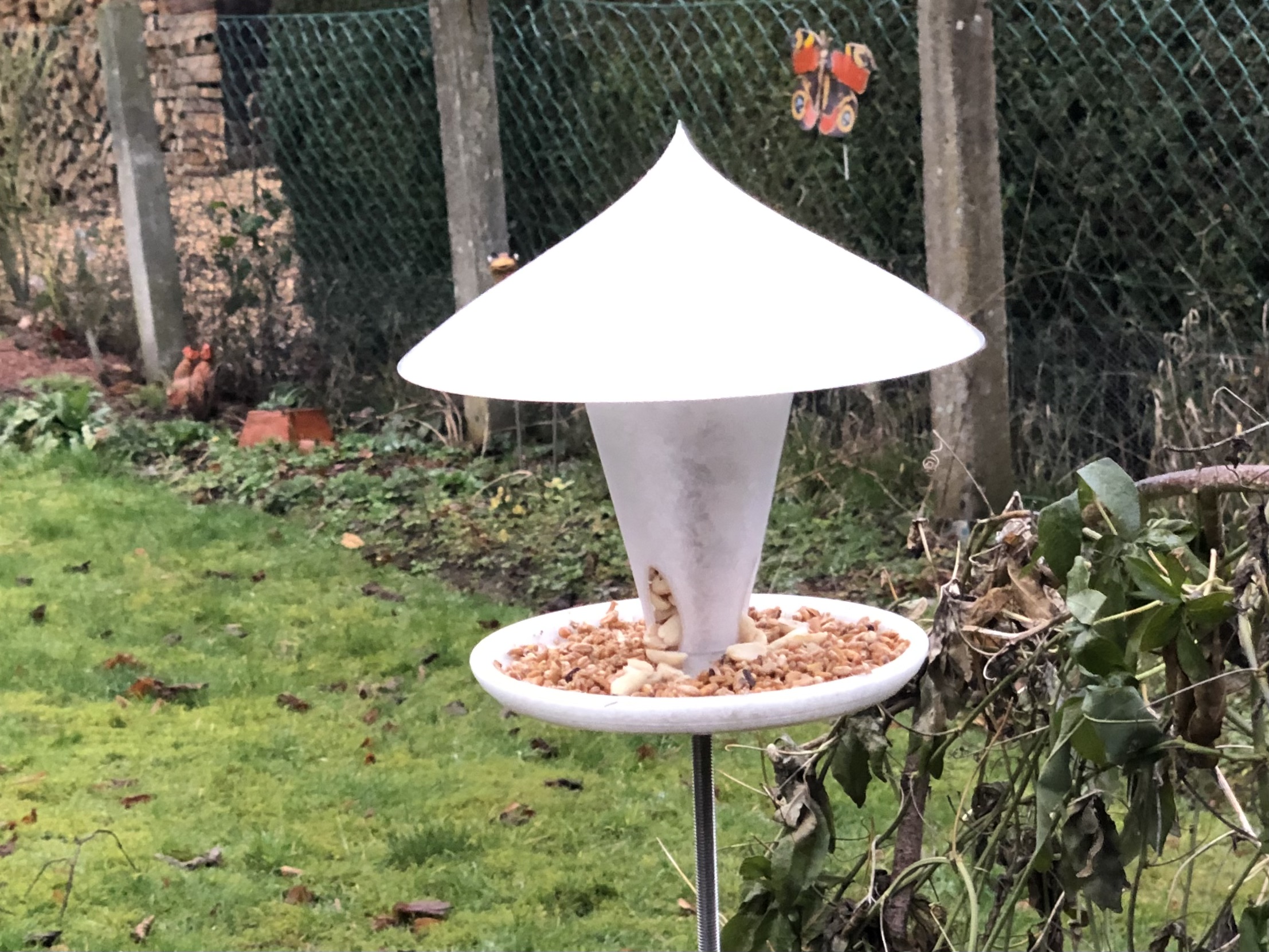 Vogelfutter Haus - Bird Feeder — thumbnail 3