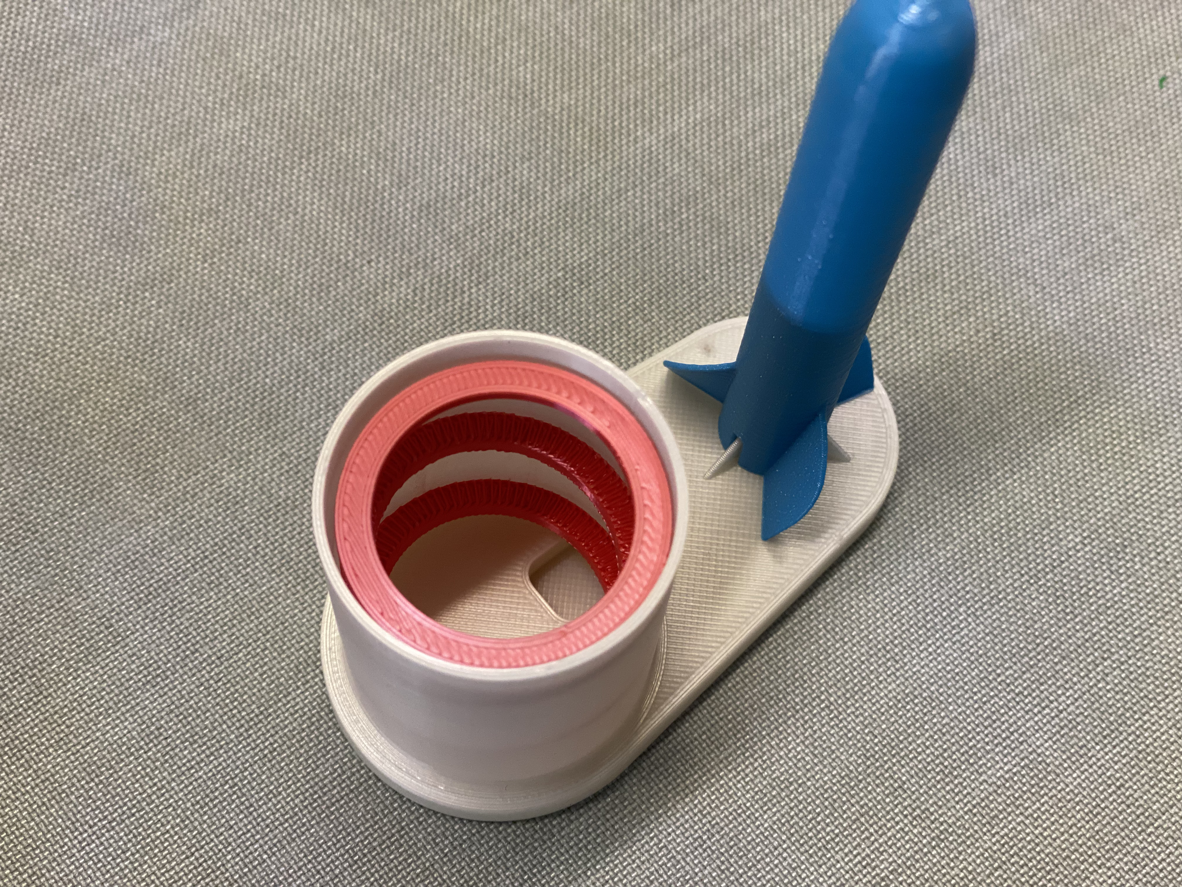 Miniatura 2 do modelo 3D Spring for Desktop Stomp Rocket