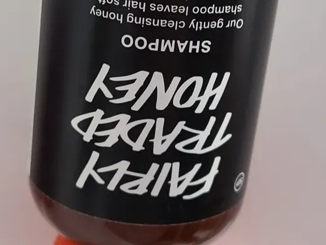 Lush Bottle Holder