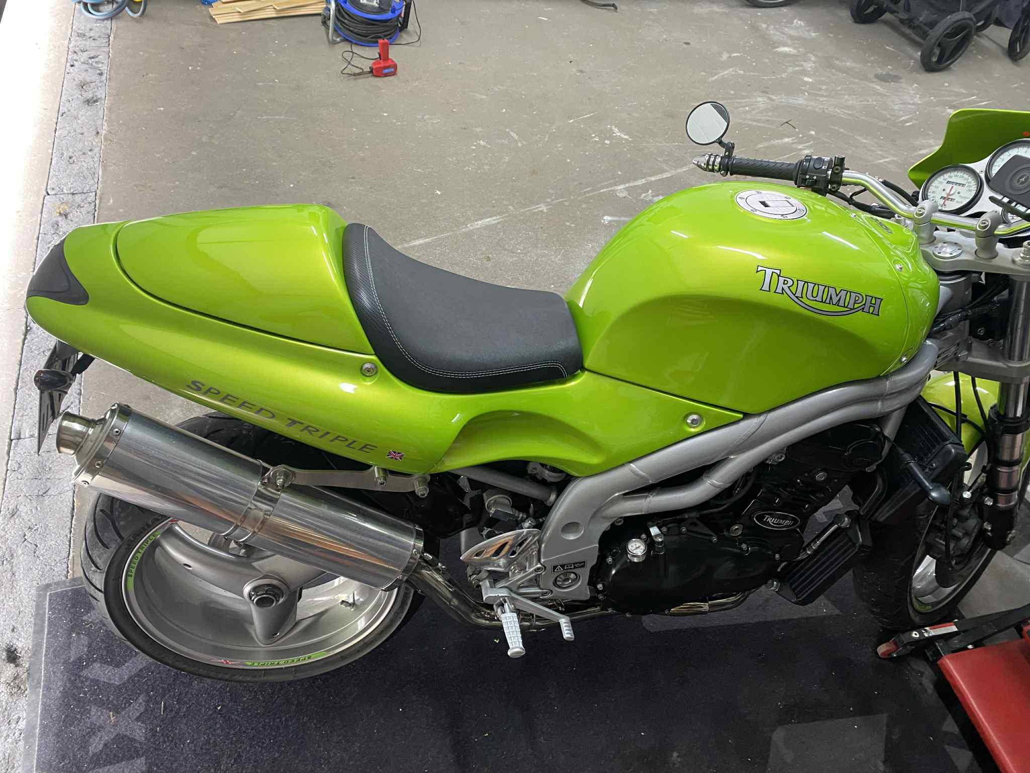 Restore Your Classic: DAYTONA 955I SEAT COWL
