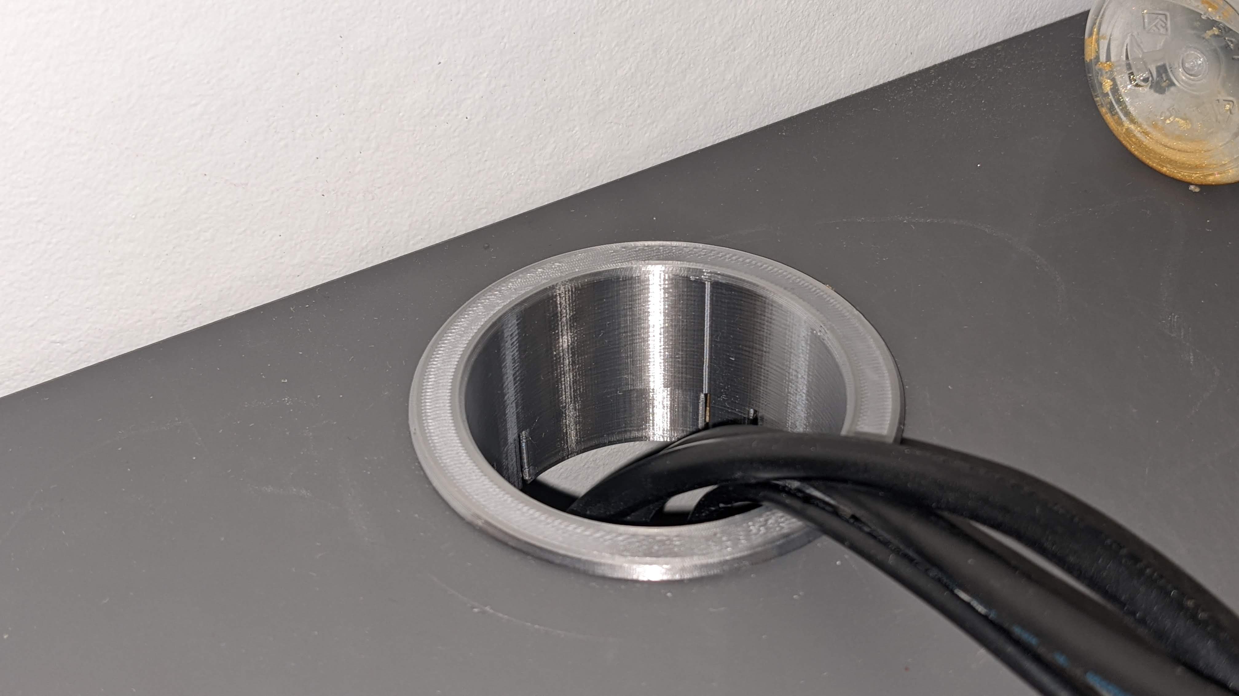 Desk Grommet for many hole sizes and plate thicknesses by TORO