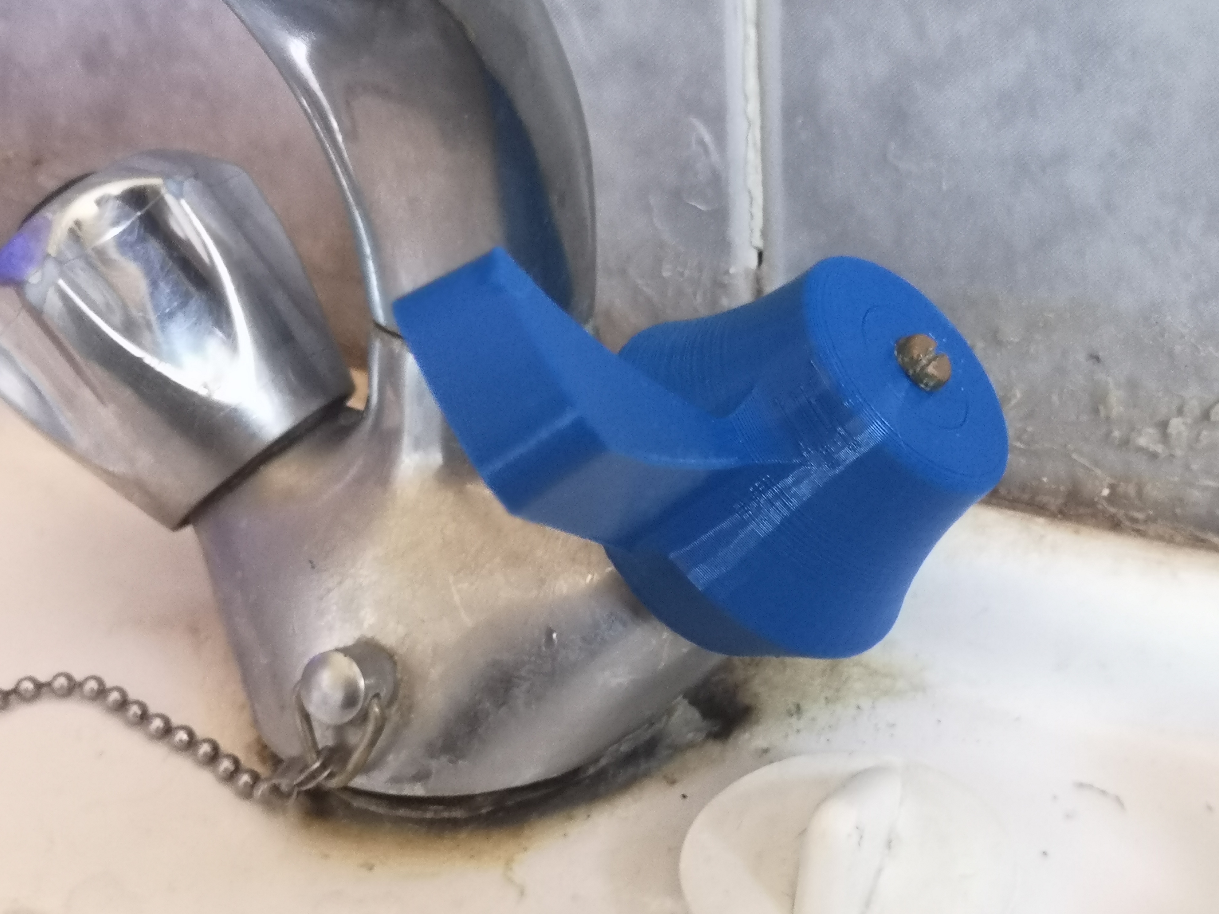 Lever style tap/faucet