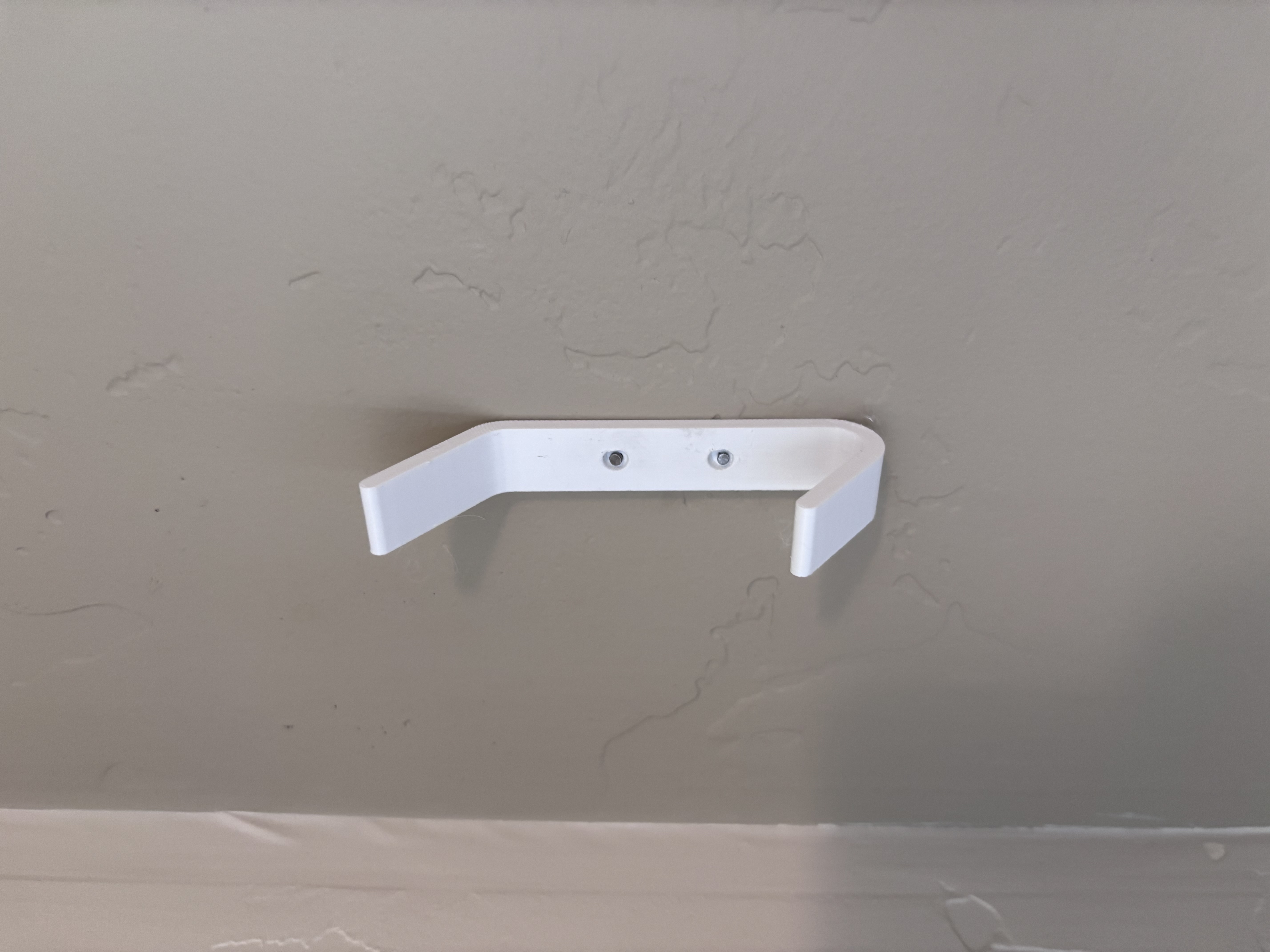 Double Hat Hook uses 2 nails