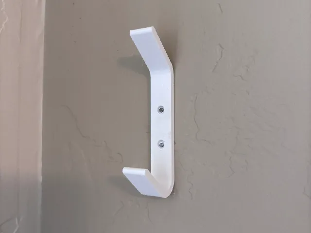 Double Hat Hook uses 2 nails