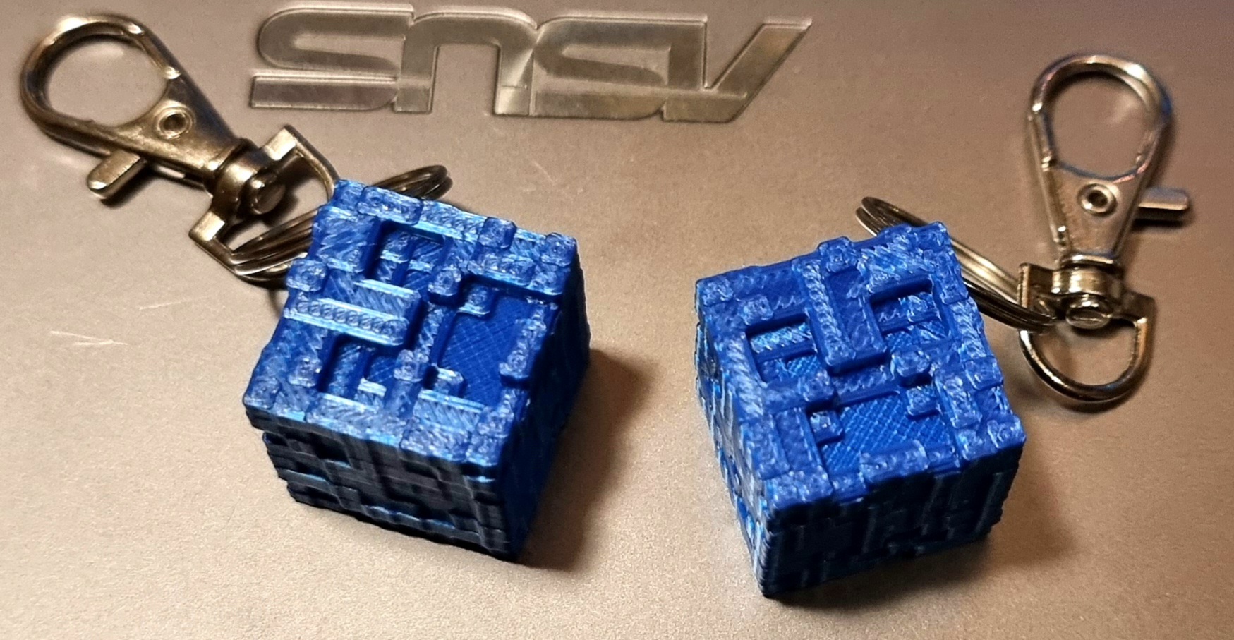 Minecraft Creeper textured keychain