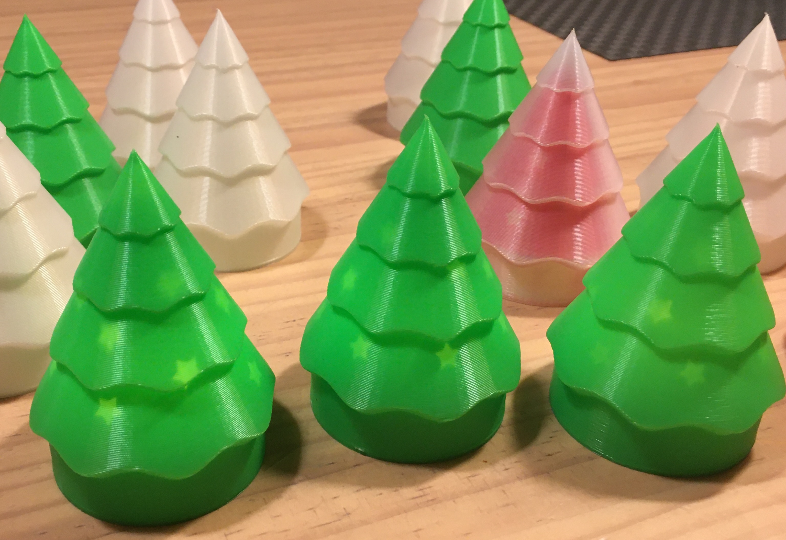 Christmas tree for LED tea light by CCDanielsen | Download free STL ...