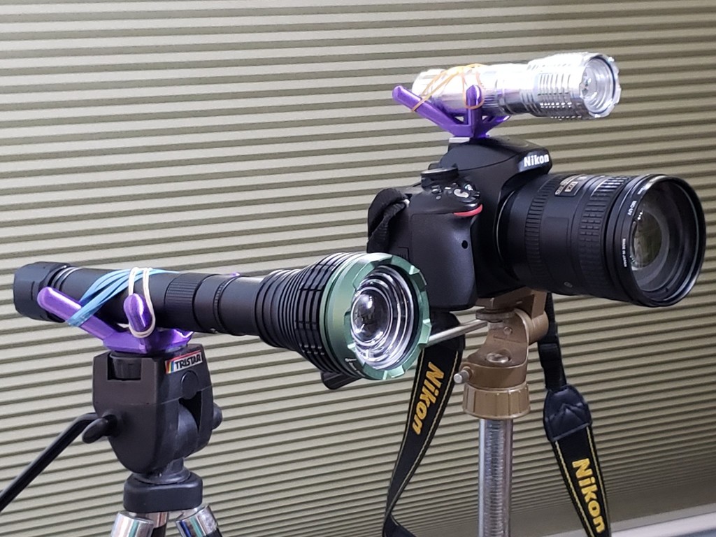 Universal flashlight mount - tripod / camera hot shoe