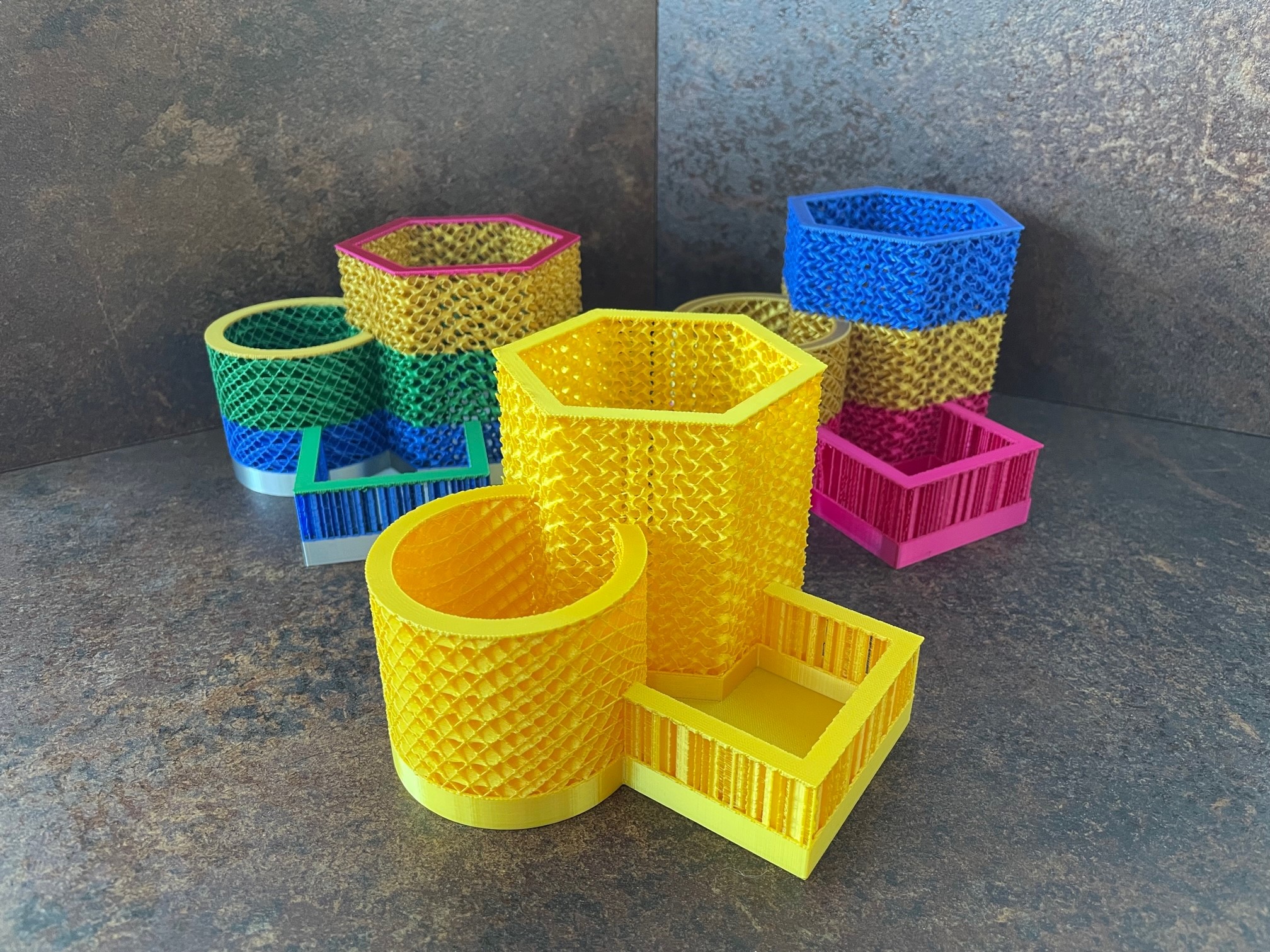 Pen Holder TRIBLE - Stifthalter TRIBLE