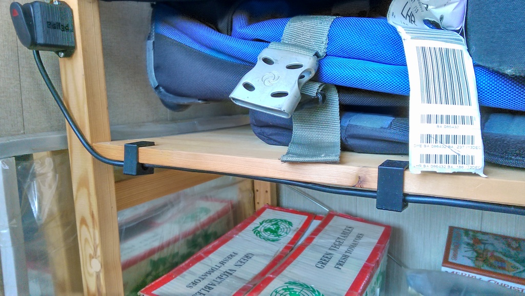 Simple Cable Clip