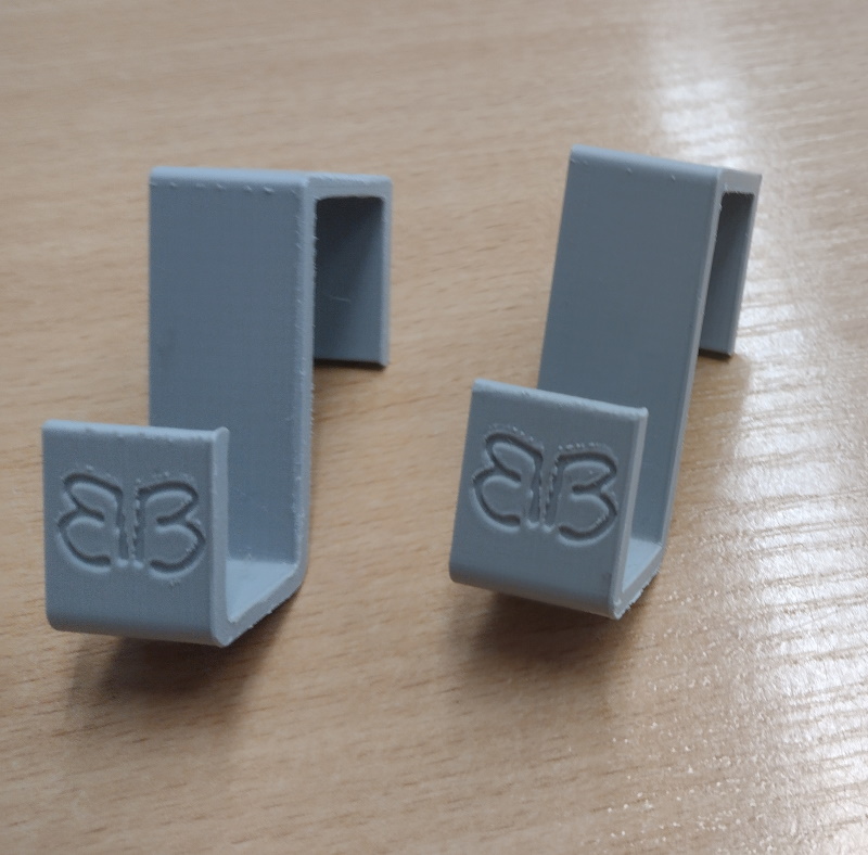 hook on school blackboard (board thickness 25mm)