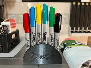 Sharpie Stand