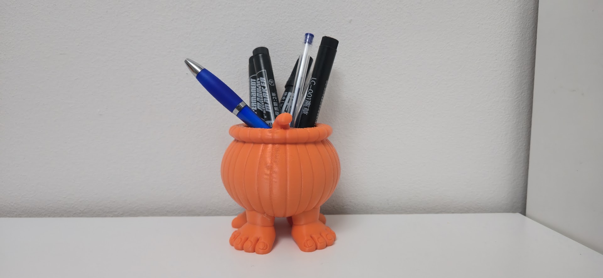 Halloween Pumpkin Feet Cauldron pen holder