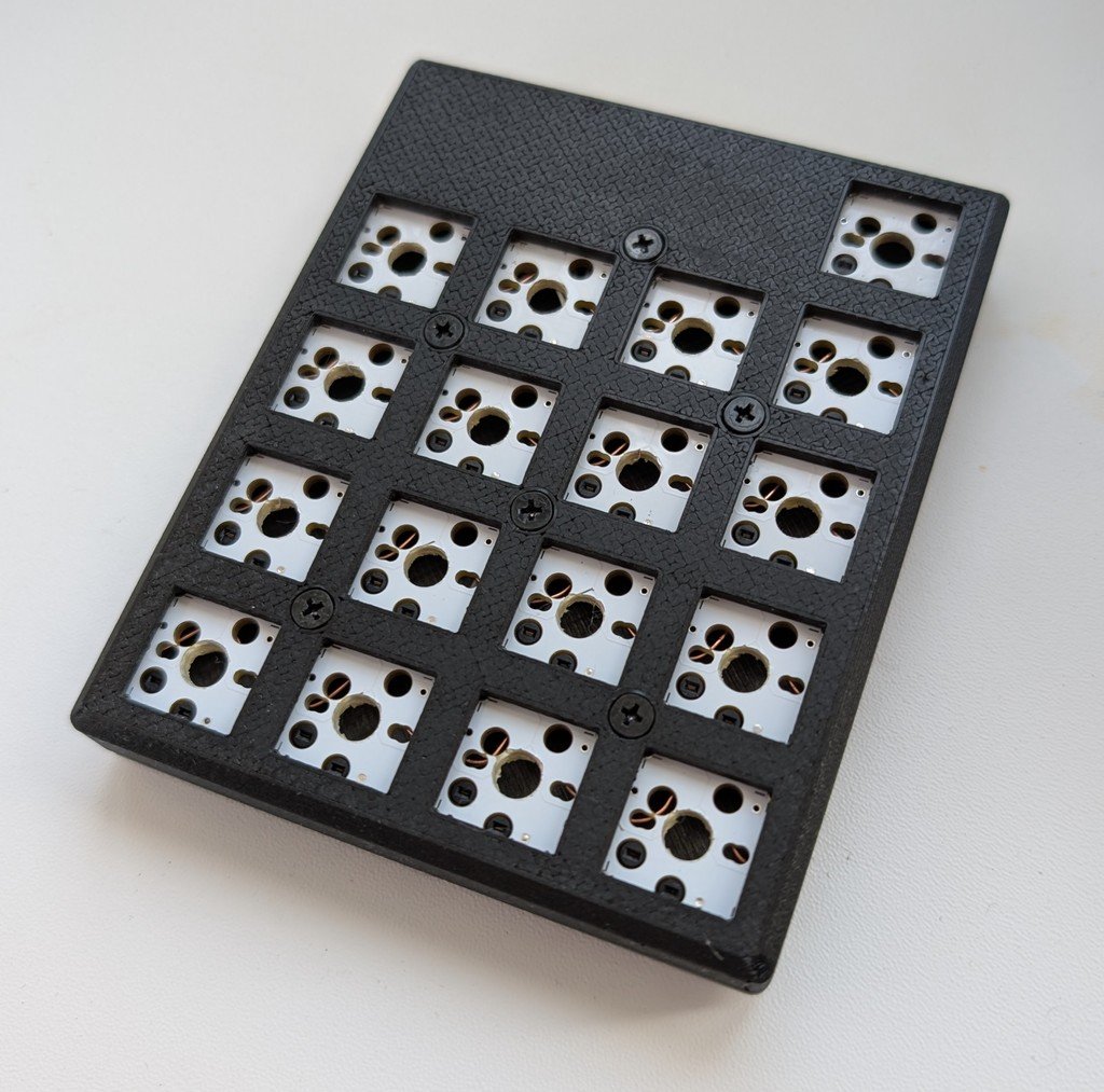 SU120-based Macropad — thumbnail 9