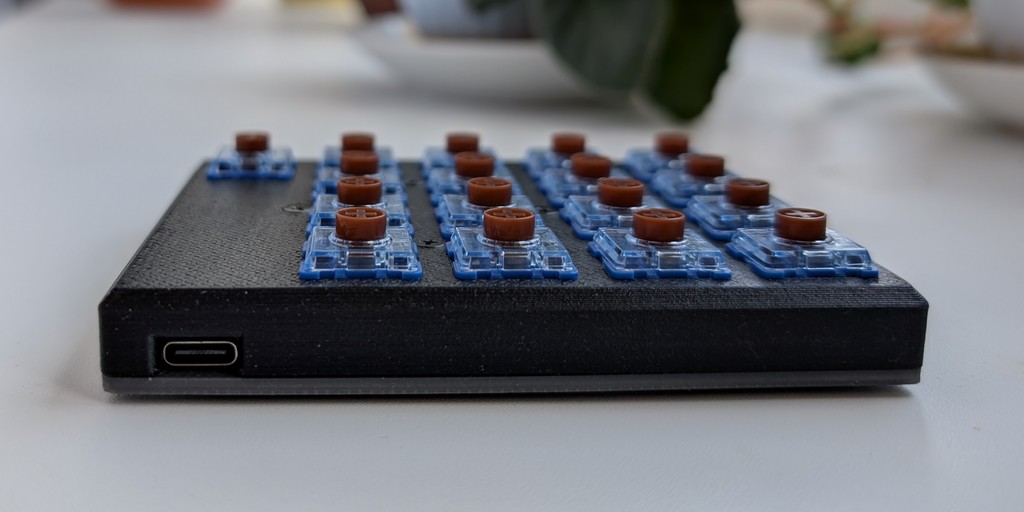 SU120-based Macropad — thumbnail 10