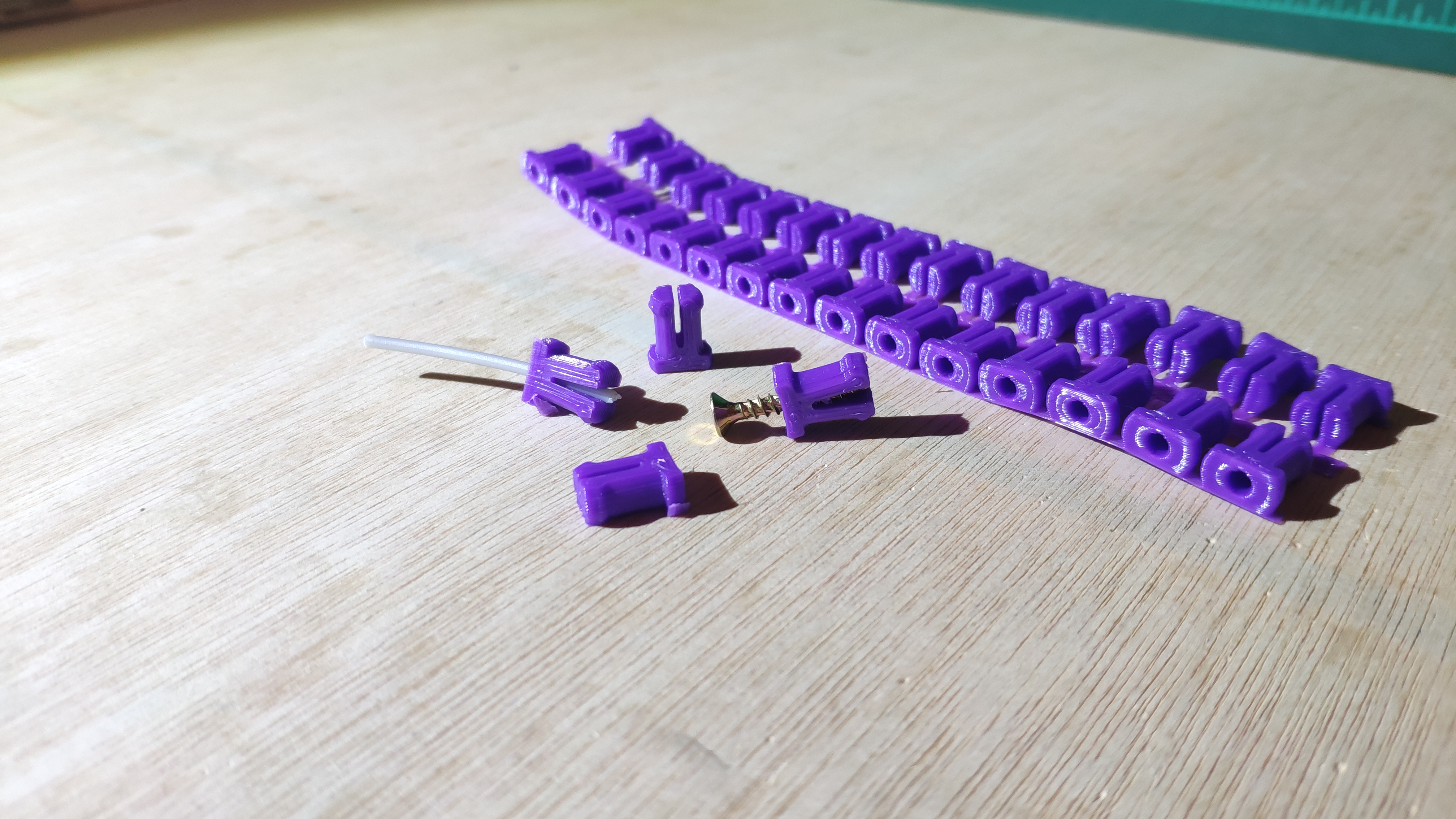 Miniatura 2 do modelo 3D Pegboard anchor