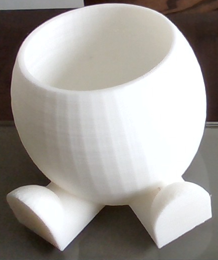 plant pot with legs