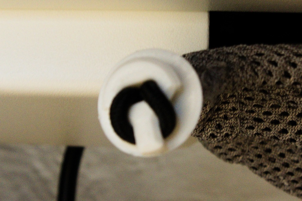 Ikea Bekant / Galant desk cable management net mounting system by