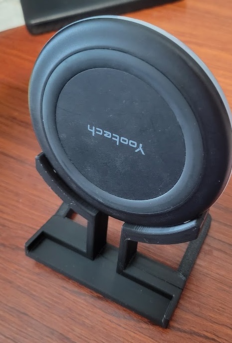 phone stand for wireless charging pad (yootech)