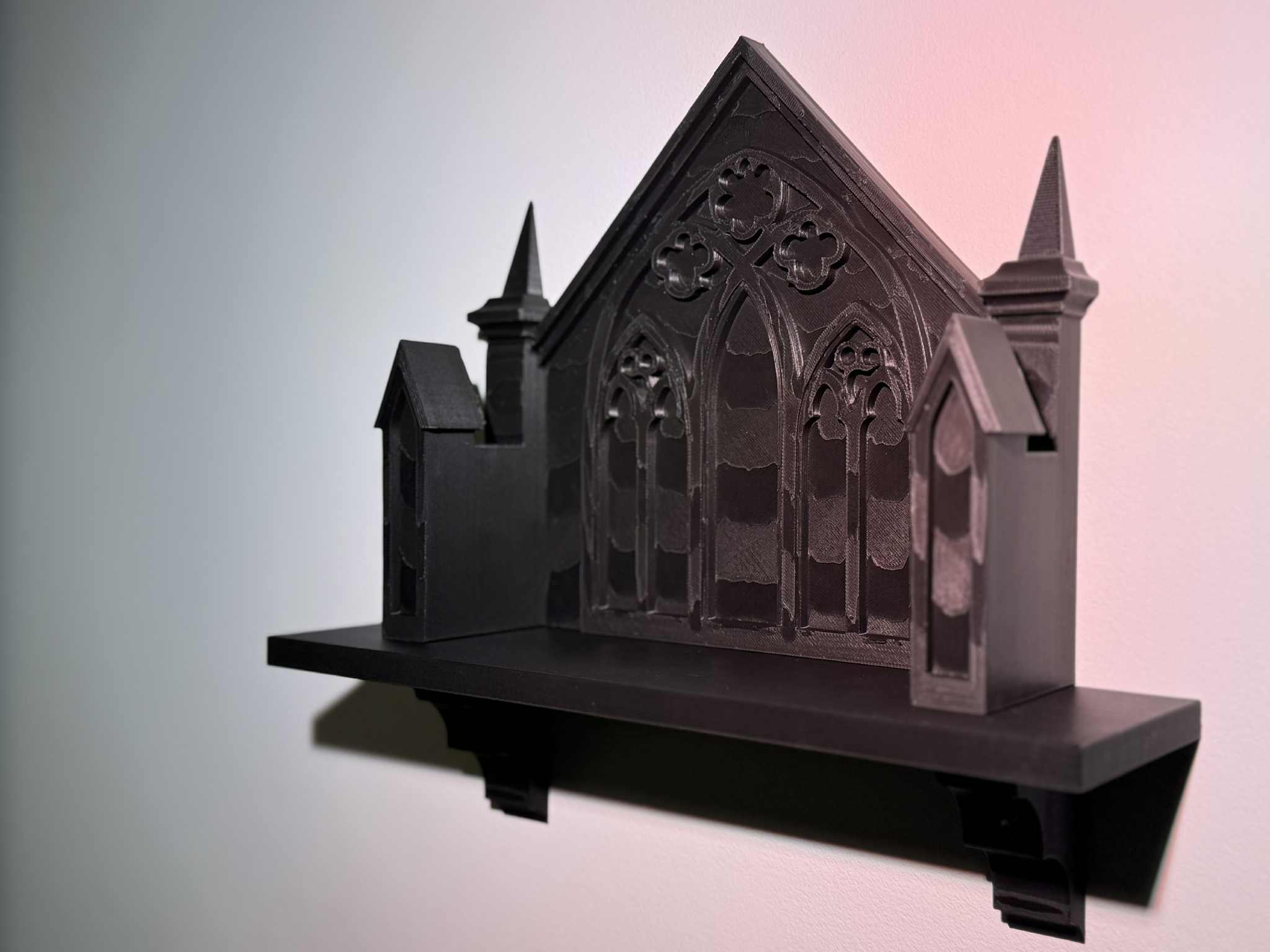 Gothic shelf — thumbnail 3