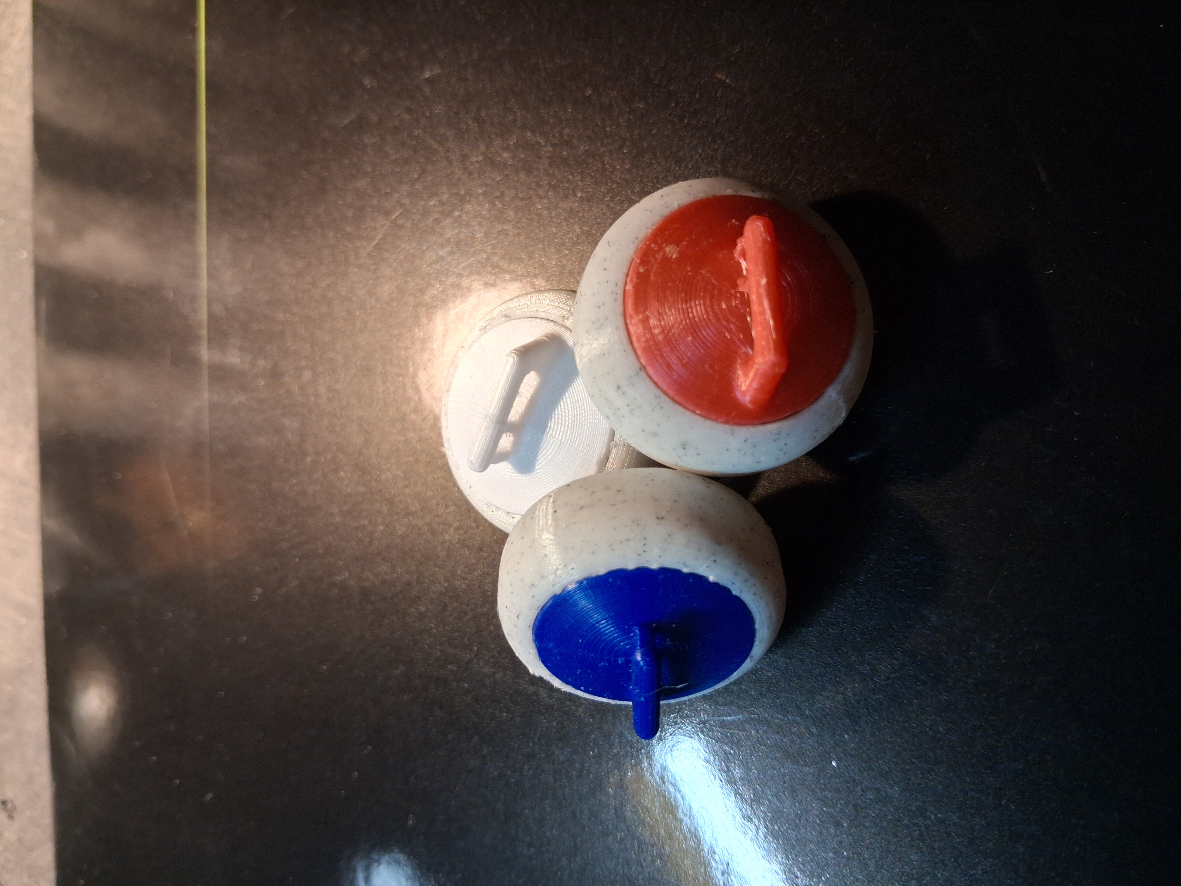 Curling-Stone-Base-Magnet