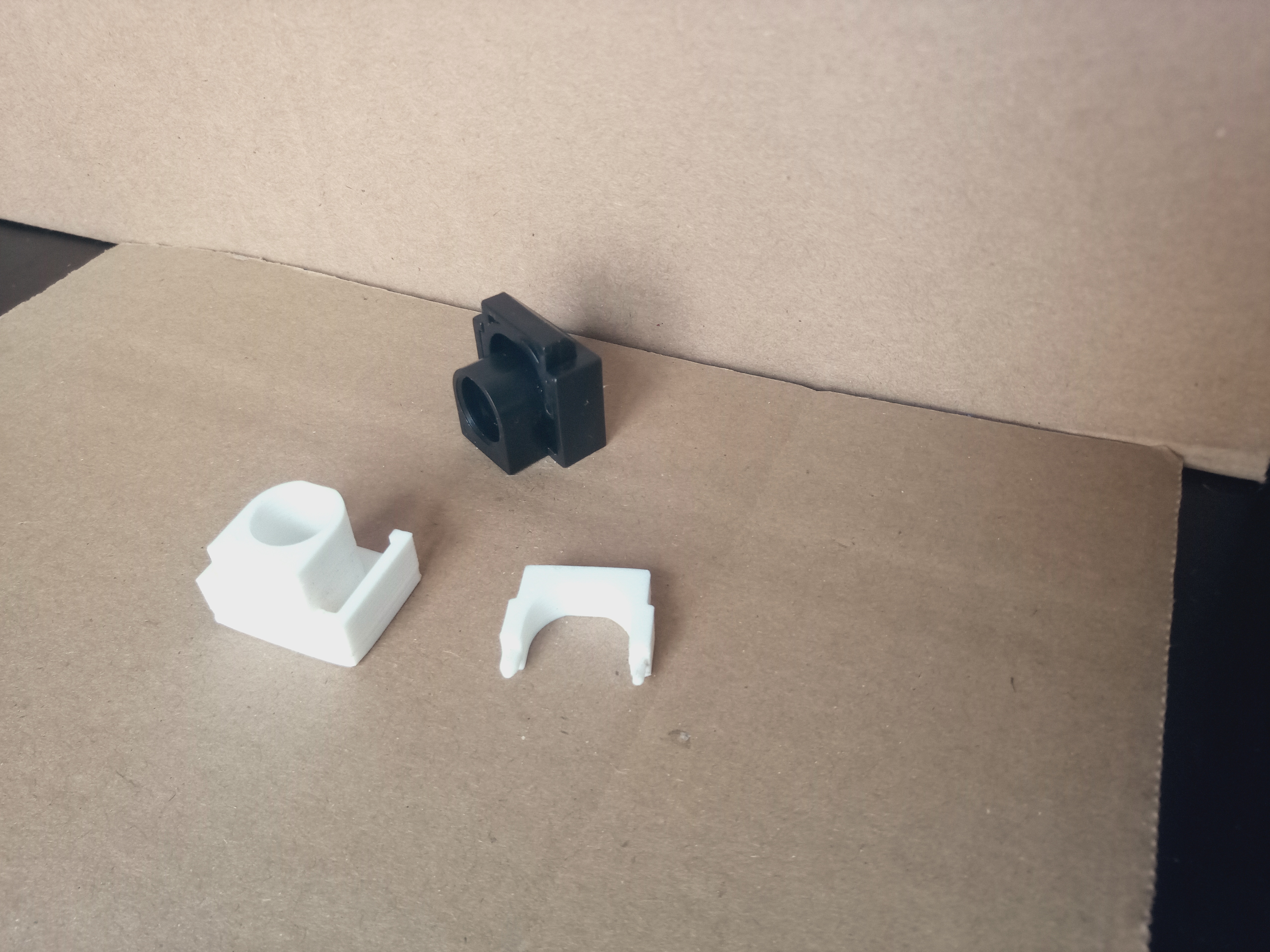 p90 receiver lock button