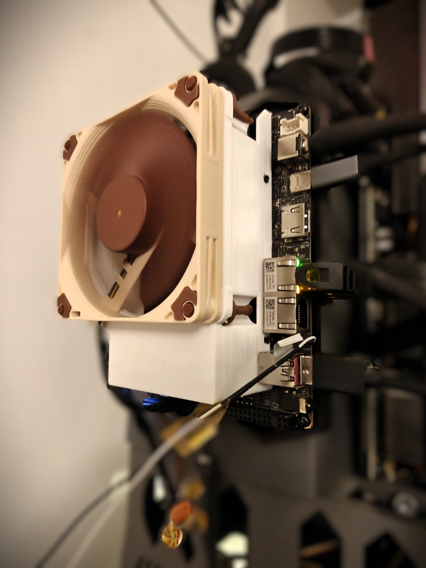 LattePanda Sigma - Fan Repair Bracket (Noctua 92mm Mod)