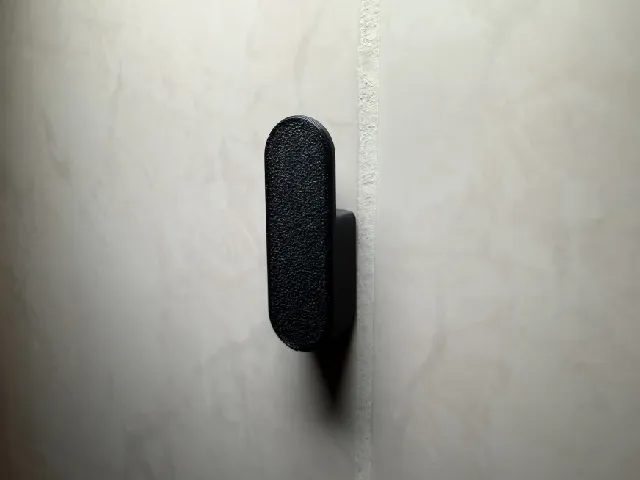 Minimalist & Modern Towel Hanger (No Screws Needed)